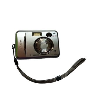 Fujifilm FinePix A350 5.2 MP Digital Camera Silver